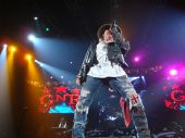 Concerts 2012 0605 paris alphaxl 203 Guns N' Roses